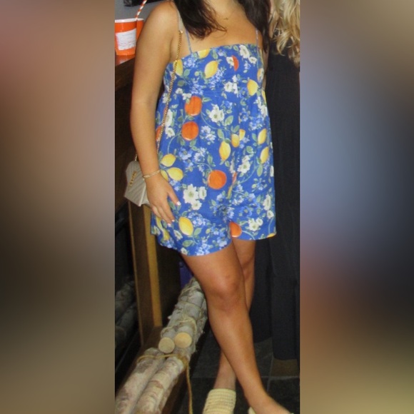 Worn once: Anthropologie Corey Lynn calter Sadie Romper - Picture 4 of 7